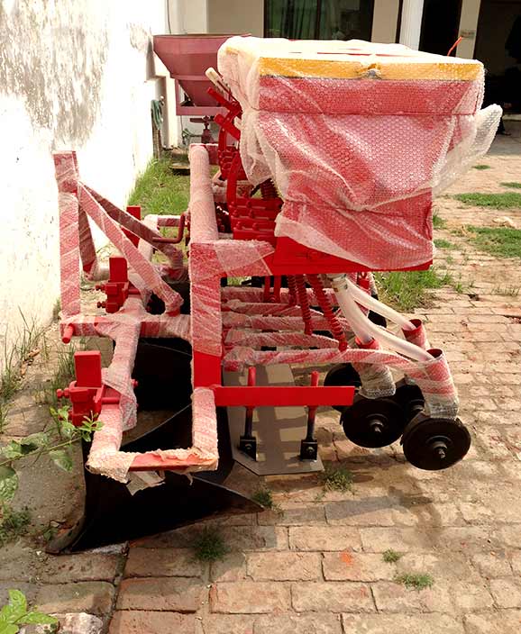 tractors-and-implements-customer-benin